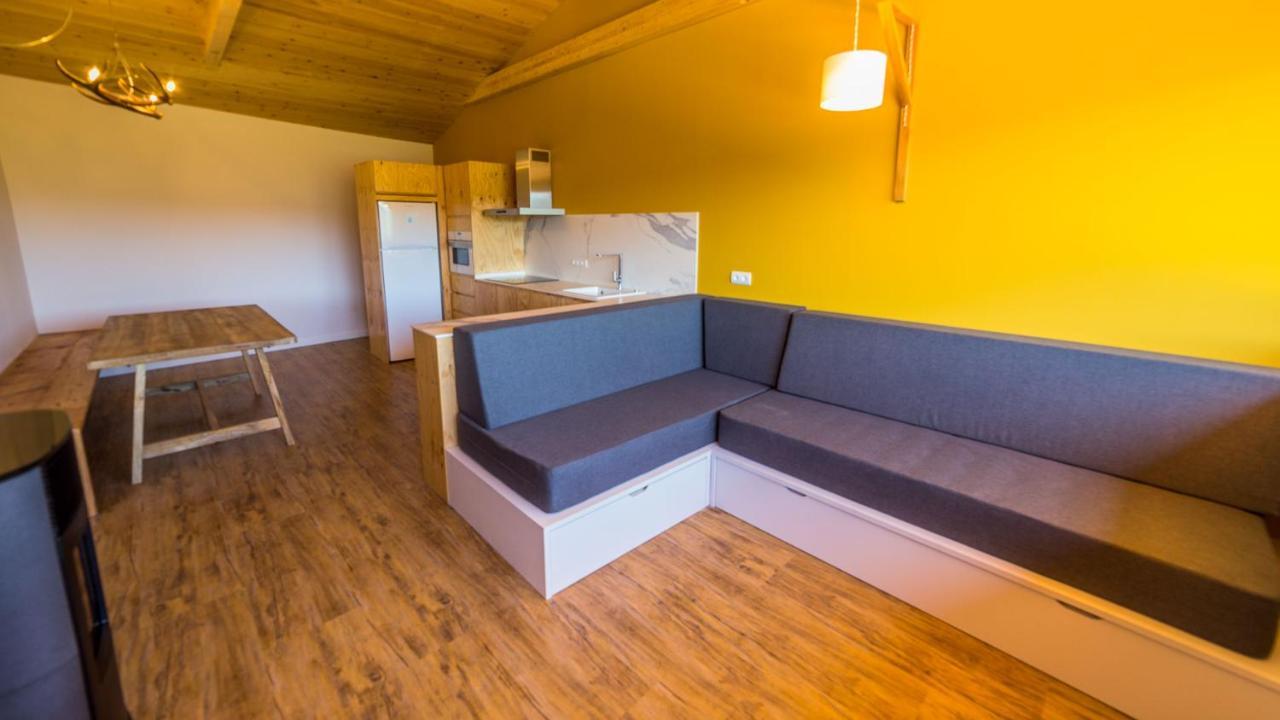 Eco-Apartaments Cal Rossa De Taus Ngoại thất bức ảnh